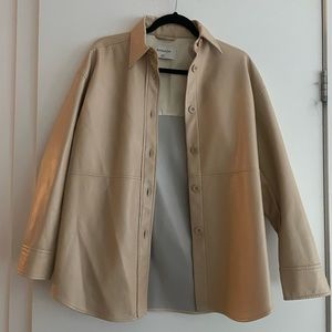 Aritzia Babaton Pelli Shirt Jacket Cream/Tan Size 2XS